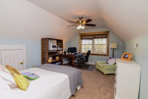 Bonus Room Ideas: Bedroom for Your Guests